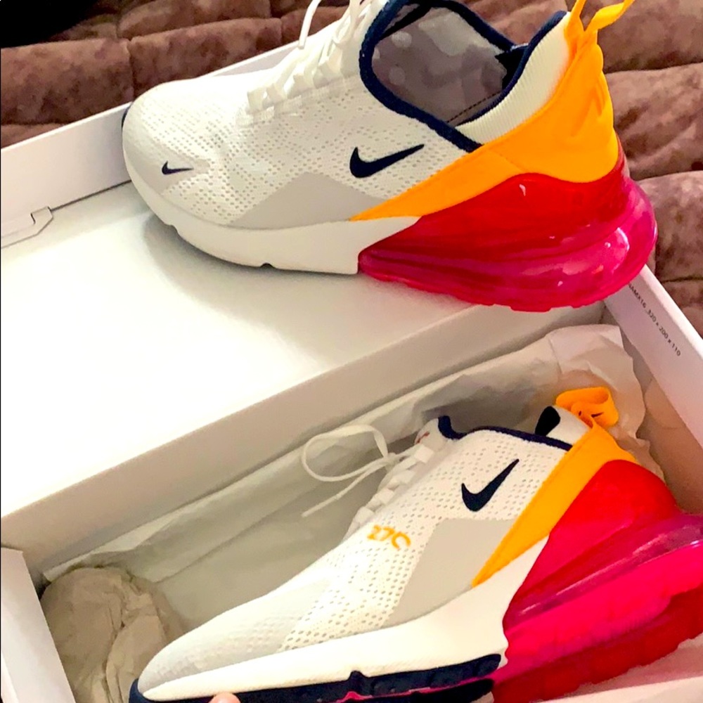 Nike Air270